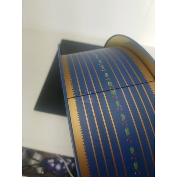 Vintage House Of Lloyd Christmas Large Container Tin 1993 - Picture 3 of 4